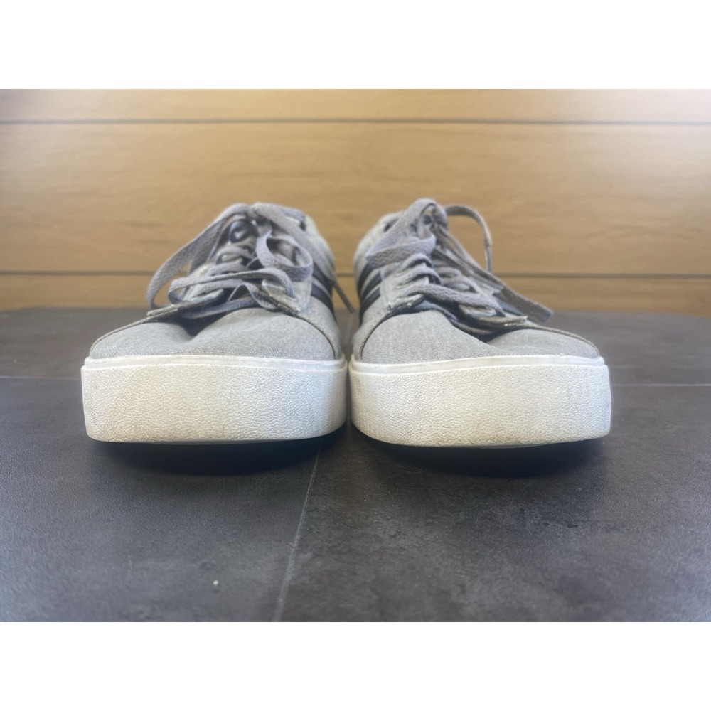 Adidas Men's Daily 3.0 Gray Canvas Skateboarding Sneaker Size 12 - Picture 4 of 7